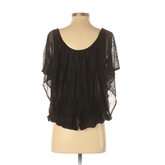 Kimchi Blue Short Sleeve Top - Picture 2 of 2